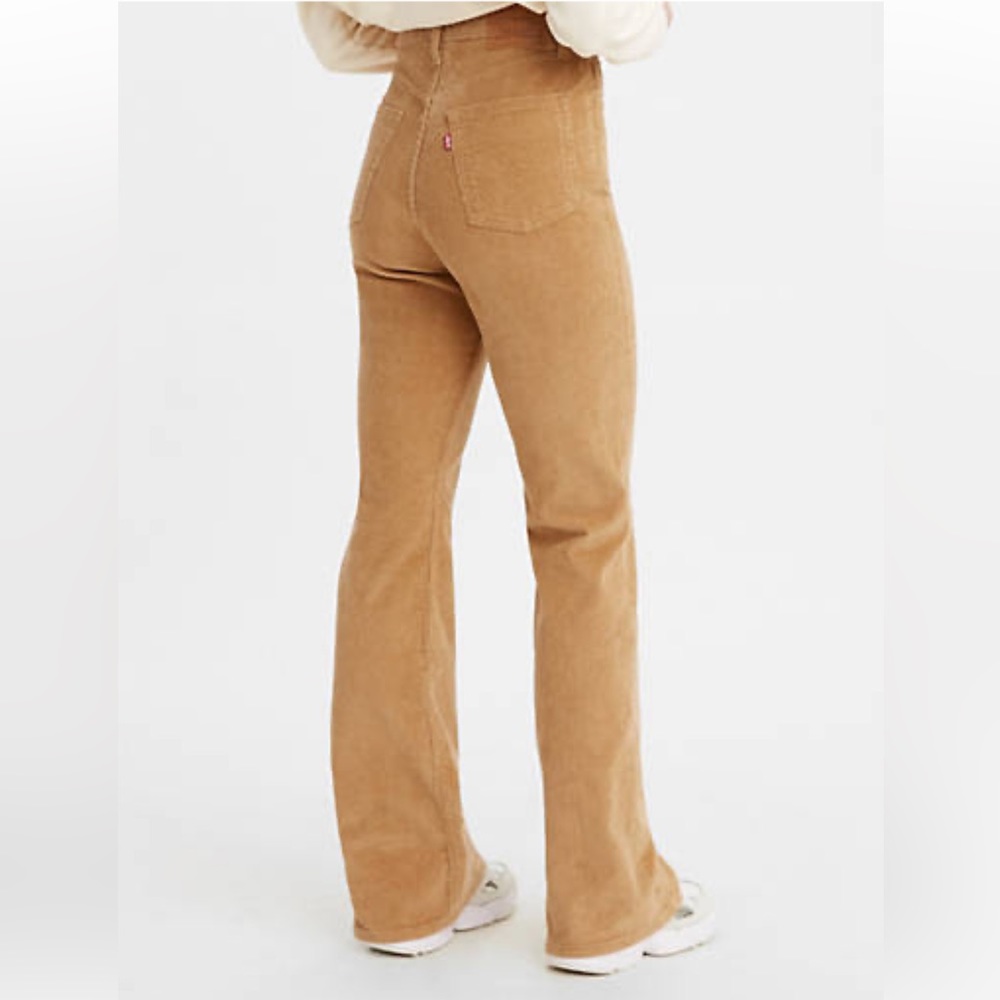 Levi’s Premium Ribcage Bootcut Women’s Pants
